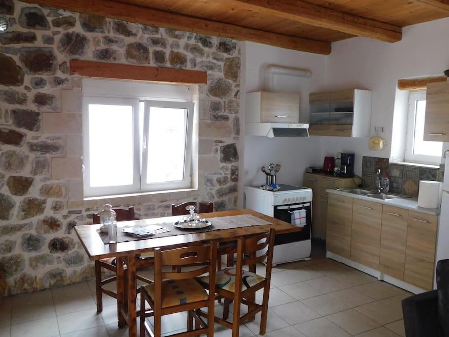 Orne Magical Retreat Villa Bagian luar foto